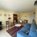 Daire One Bedroom Terrasse Near The