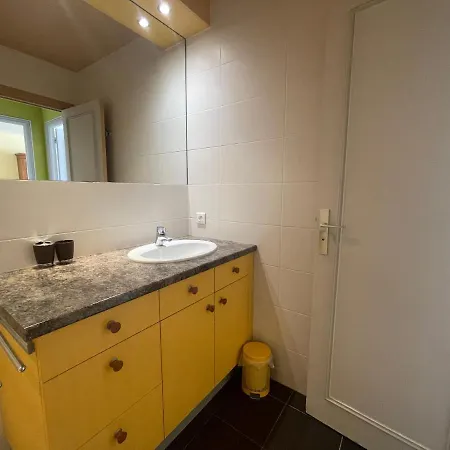One Bedroom Terrasse Near The דירה קאן