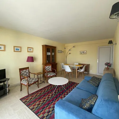 Apartment One Bedroom Terrasse Near The
