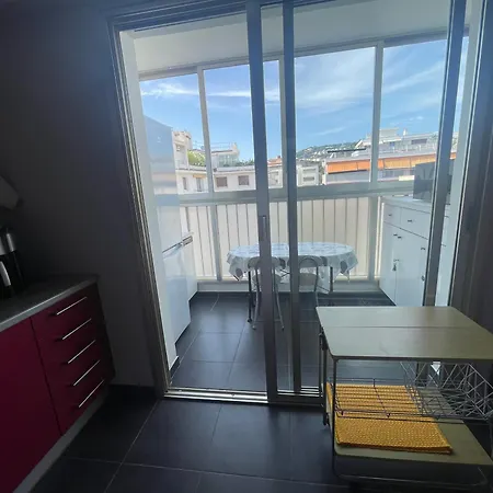 One Bedroom Terrasse Near The * Cannes
